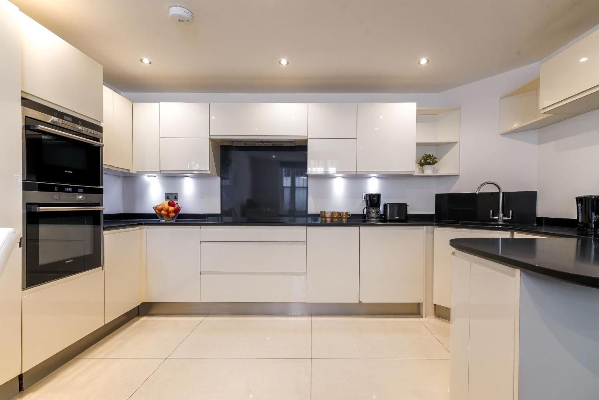 Notting Hill & Hyde Park - 2Br - Cityapartmentstay London Eksteriør billede